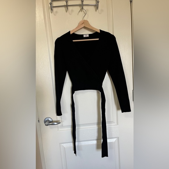 Little moon black tie front long sleeve - Picture 4 of 8